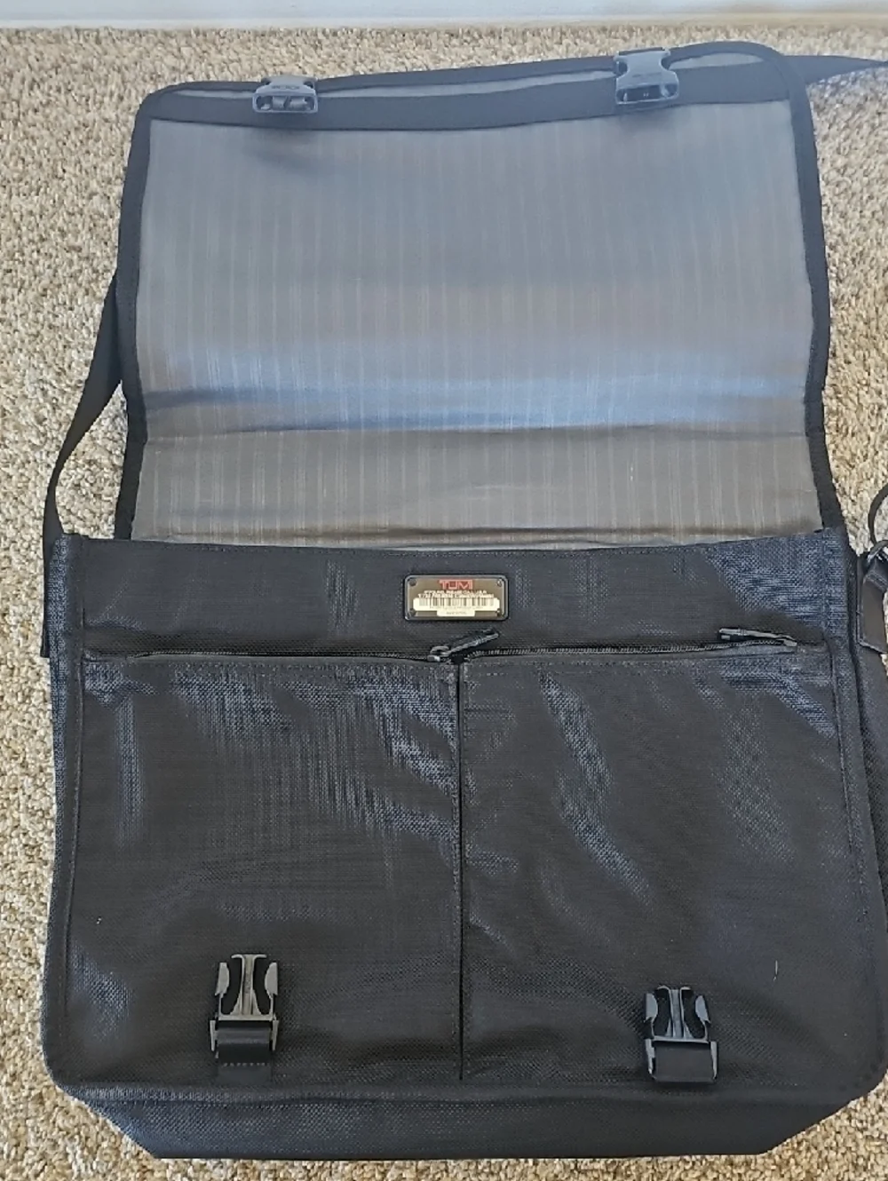 Tumi Corporate Collection Messenger Laptop Bag